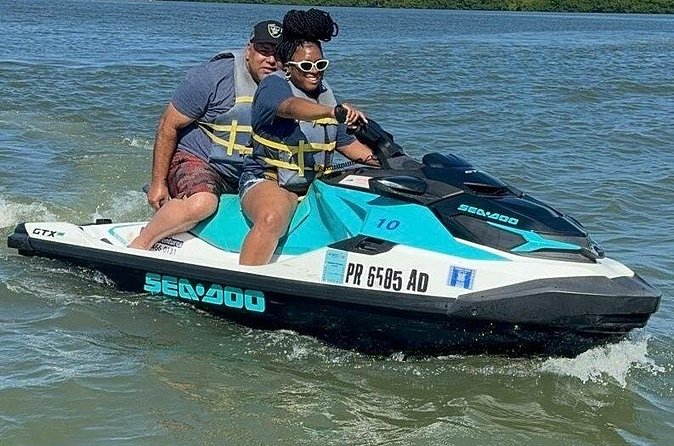 1-Hour Freestyle Jet Ski Adventure in the Bay - One Hour on Cataño Bay