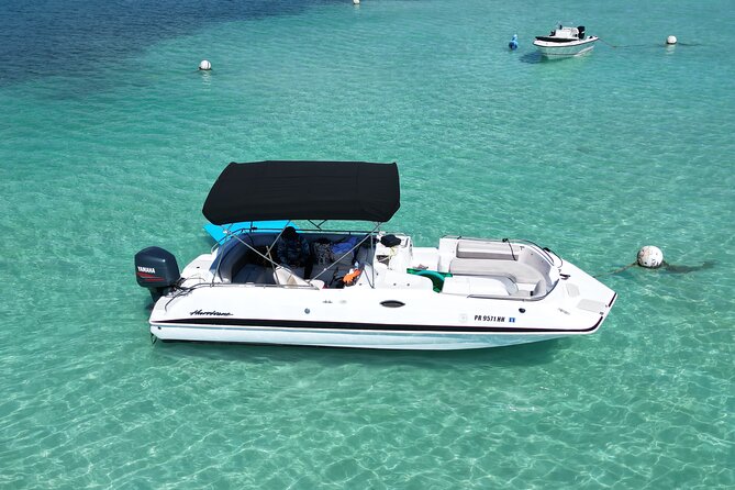 4 hours Tour in La Parguera Private Boat Charter - A Private Start in La Parguera’s Fishing Village