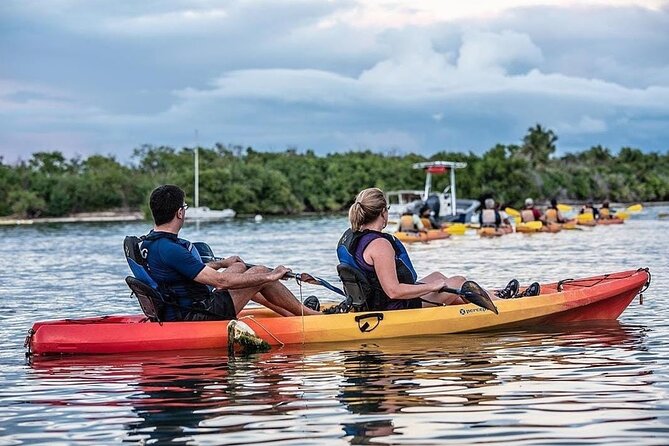Bioluminescent Bay Kayak Tour in Fajardo Puerto Rico - Seeing the lighthouse and the first flashes