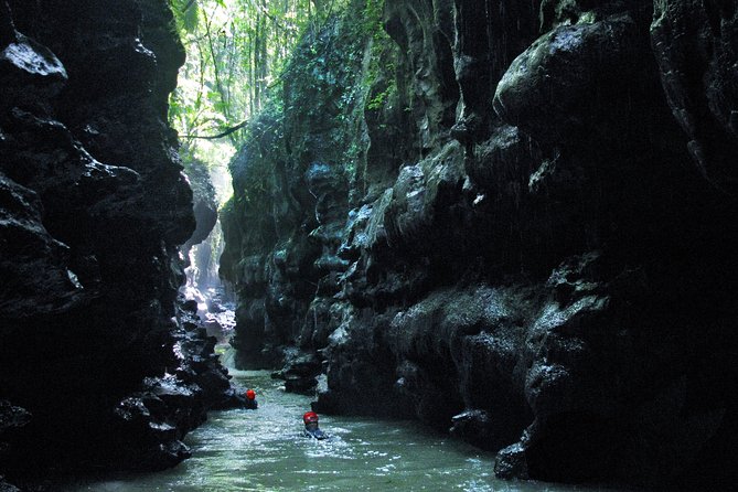 Body Rafting™ & Caving in a Natural Sanctuary - The drive from San Juan to the forest