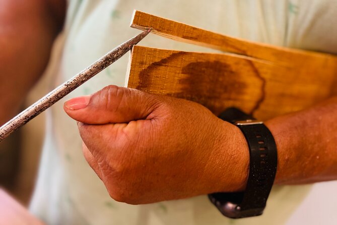 Caribbean Driftwood Making in San Juan - Inside the workshop on Fortaleza Street
