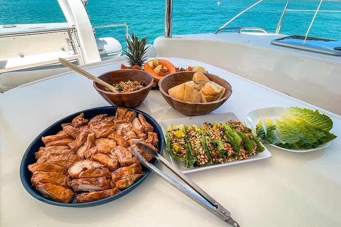 Catamaran Charter Puerto Rico Jenica - The crew and the service style