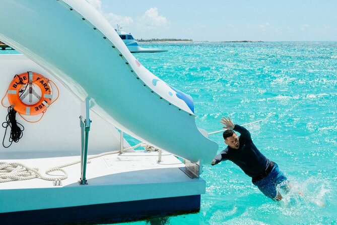 Culebra Full Day Beach and Fun Experience by Catamaran - The boat, seating, and group size