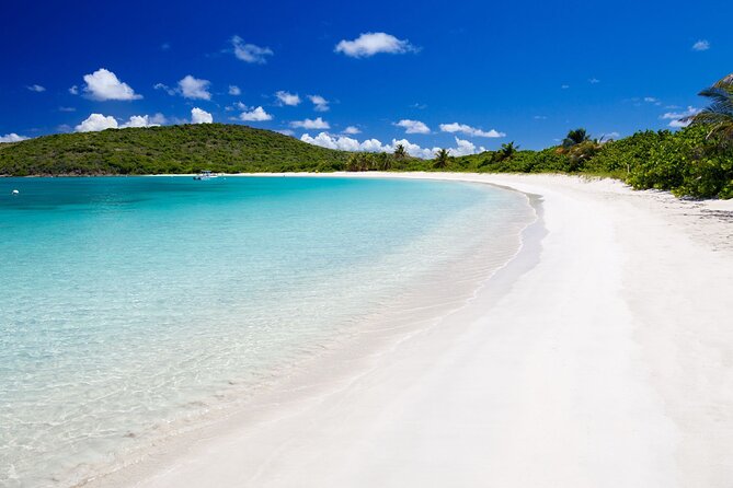 Culebrita Boat Day Trip / For Guest already in Culebra Island - The boat ride to an uninhabited island