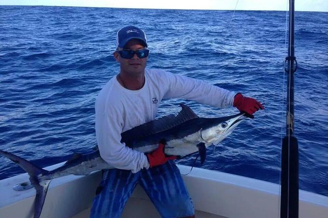 Deep Sea Fishing Private Boat Charter in San Juan - What comes with the $947.75 price