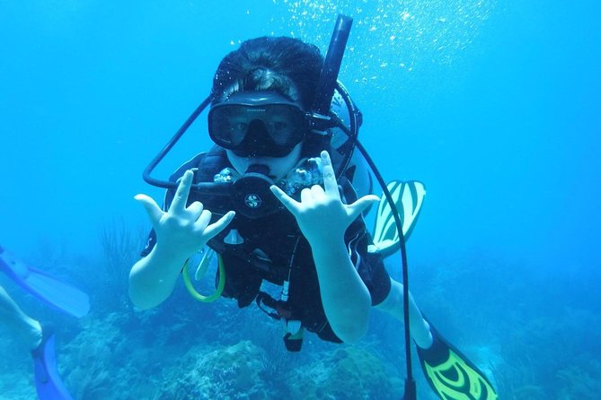 Discover Culebra: 2-Tank Scuba Diving - Learning the basics before entering the water