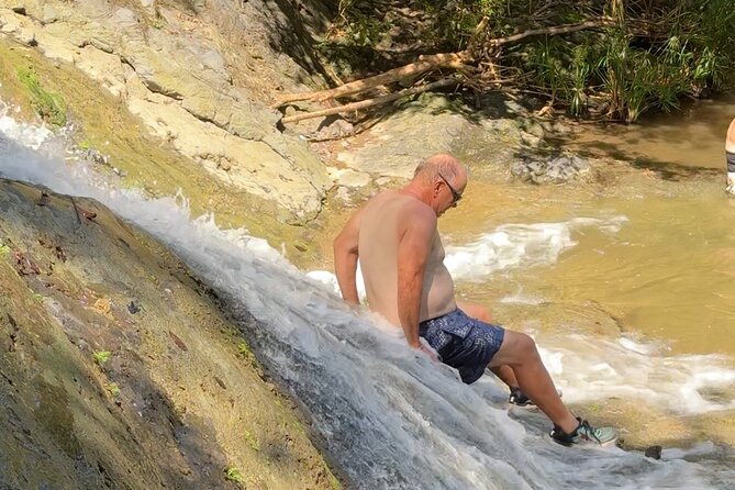 Don Chencho Waterfalls and Natural swimming pool - Bayamon bakery: a short but worthwhile stop