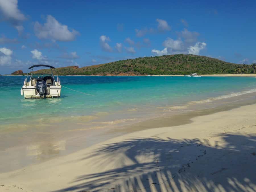 From Fajardo: Boat and Snorkeling in Culebra Island with All-Inclusive - Beach time on Culebra