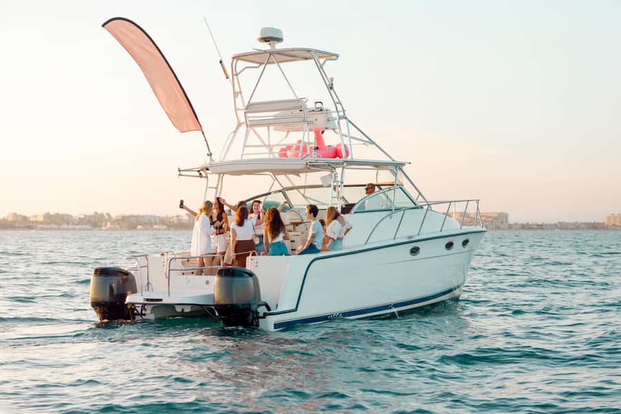 From Fajardo: Boat and Snorkeling in Culebra Island with All-Inclusive - Lunch, snacks, and drinks aboard