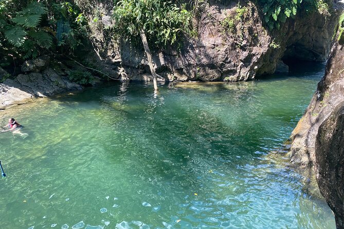 Full-Day Tinajas Hiking to El Yunque Rainforest with Transport - Why the small group makes a real difference
