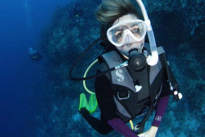 Get SCUBA Certified at San Juan - Confined water practice at the beach