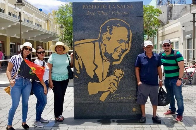 Guided Walking Tour in Ponce - The Banco Crédito y Ahorro Ponceño mural