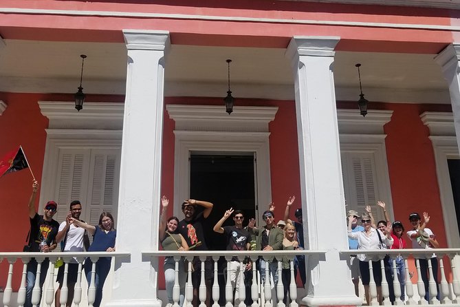 Guided Walking Tour in Ponce - What the guides add to the experience