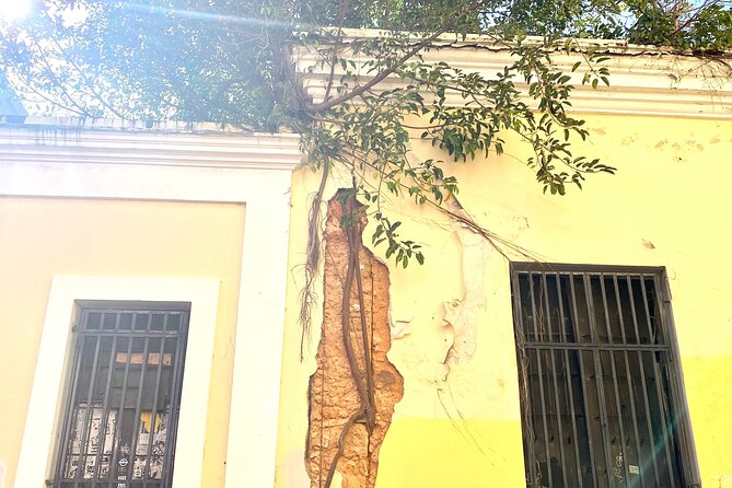 Instagramable Places in Old San Juan Tour - Casa Blanca connects the city to Ponce de León