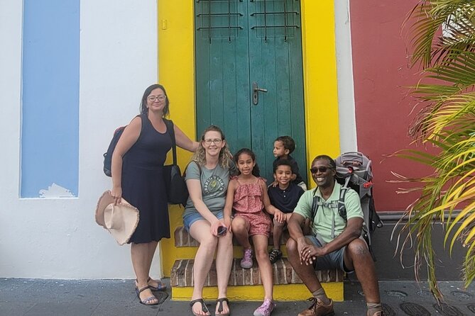 Intensive Old San Juan Opulent Coffee/Rum/Tastings Walking Tour - Making a souvenir on Calle San Sebastian
