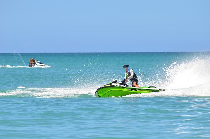 Jet Ski Rentals Isla Verde Beach - Guided Tours Versus Free Riding