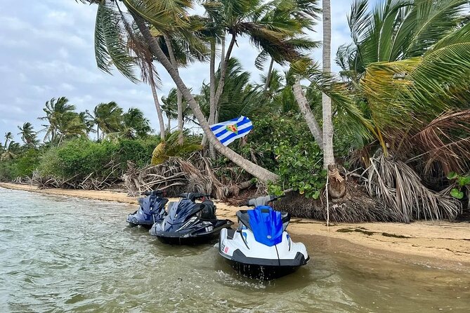 JetSki Tour on Vieques - Riding out from Mosquito Pier