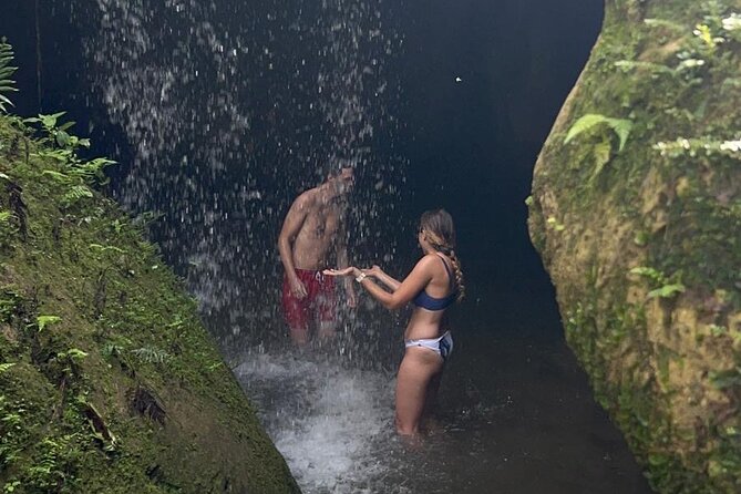 Lagoon Cave and Secluded Beaches Tour in Puerto Rico - What the private guide service is really like