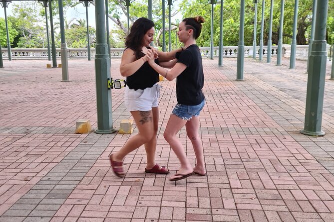 Learn Salsa In Paradise San Juan Puerto Rico - Building the pattern with turns and crossovers