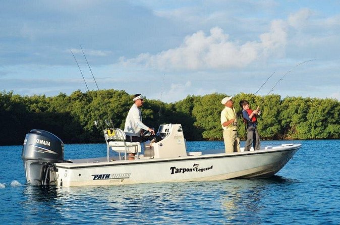 Light Tackle Tarpon Fishing - Fighting a tarpon on light tackle