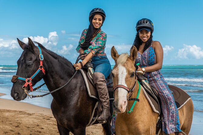Luquillo Beach Horse Ride from Carabalí Rainforest Adventure Park - Reaching Luquillo Beach on Horseback