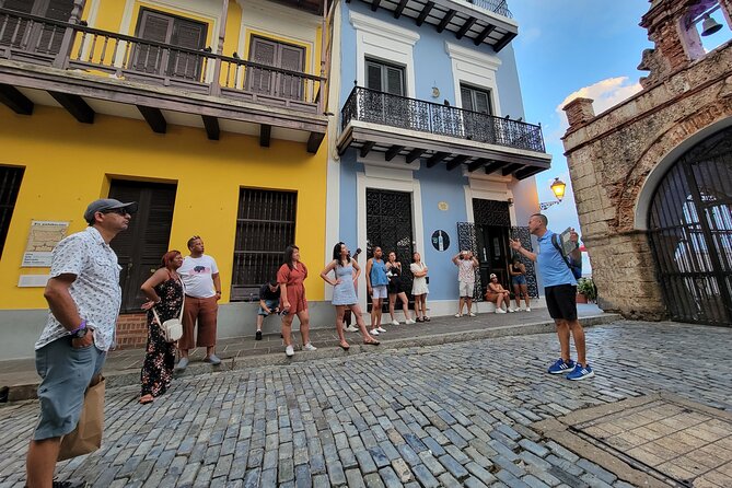Old San Juan and El Morro Castle Walking Tour - Meeting at Plaza Dársenas
