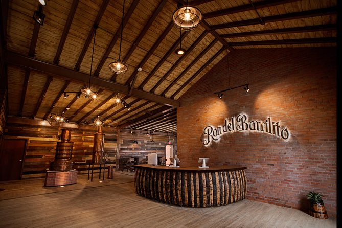 Old San Juan and Rum Factory Full-Day Tour: Minimum 8+ people - Guide quality and the small-group format