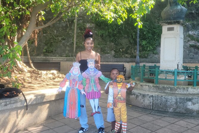 Old San Juan Family Fun Tour: Science/History/ Yummy treats - Paseo de La Princesa and the city wall