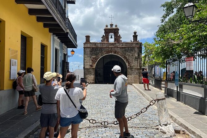 Old San Juan Historical Walk, Shopping, and Dining w/ Transport - Who Will Enjoy This Best