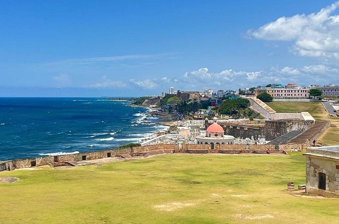 Old San Juan Walking Tour with a Historian - La Casa Estrecha is brief but memorable