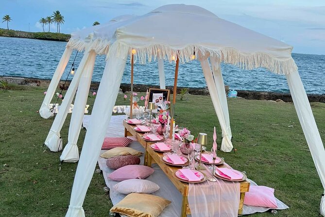 Picnic in San Juan Puerto Rico - What happens during the two hours