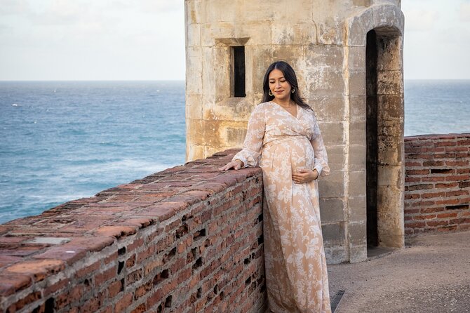 Private 30+Minute Photoshoot in Old San Juan (Photo shoot) - Morning light, afternoon color, and Old San Juan crowds