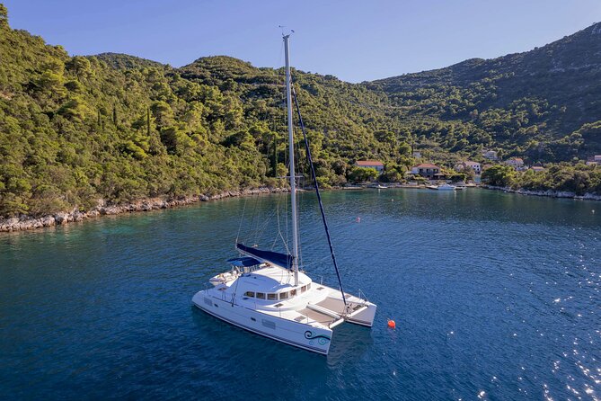 Private Janise Sailing Full Day Charter in Fajardo, Puerto Rico - The rhythm of an eight-hour day