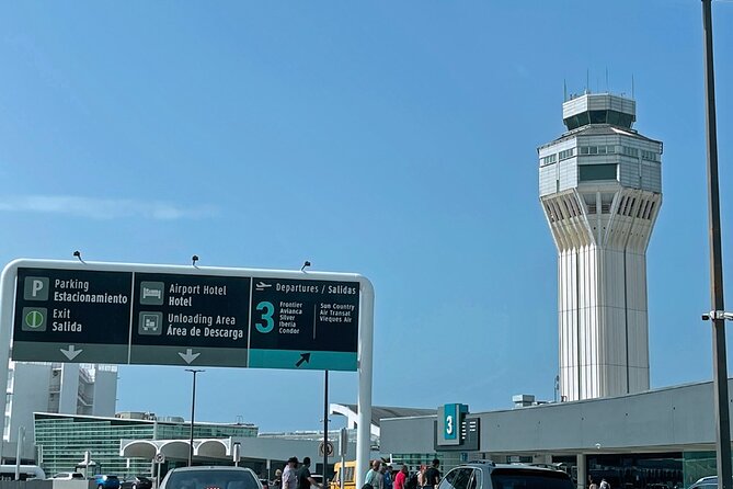 Private Round-Trip Transfer: Luis Muñoz Marín Airport to Hotel - Who will get the most from this transfer?