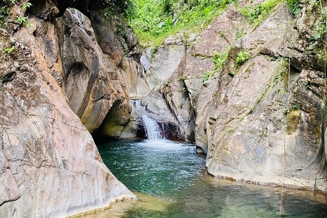 Private Wellness Tour of Puerto Rico Waterfalls and Hot Springs - Why this seven-hour combination works