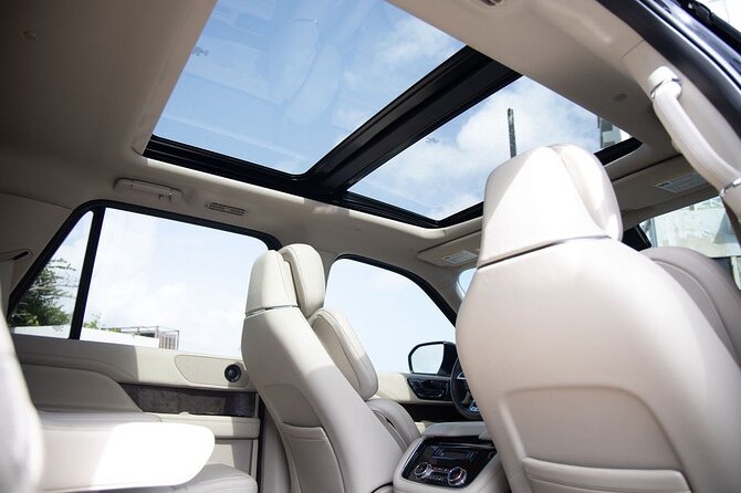 Puerto Rico Island Wide Transfer, Navigator L LuxSUV, Select Zone - What the ride feels like inside the Navigator