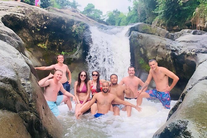 Rainforest Waterfall Slides/Adult Drinks included/ Beach - Included drinks and the social side