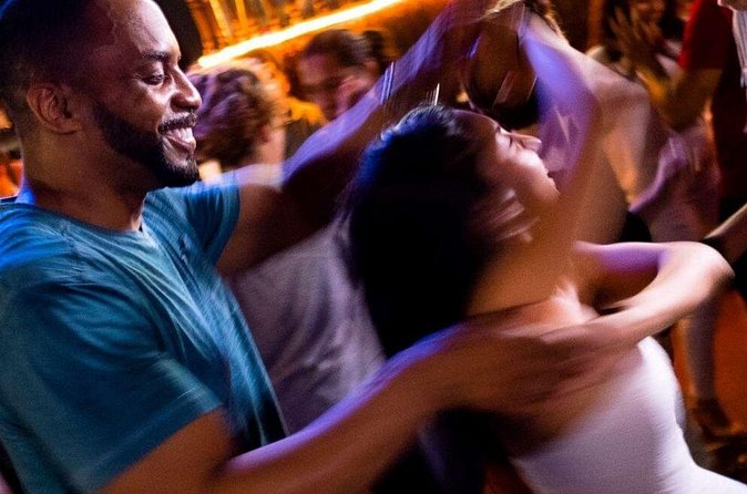 Salsa Dance Class and Nightlife Tour in San Juan - Taking the new steps into San Juan nightlife