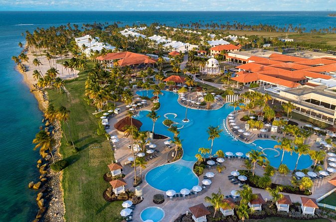 San Juan Airport to Rio Grande and Luquillo Vice versa One way Trip - What the 40-minute to one-hour ride is really like