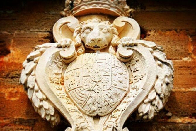 San Juan Haunted History Walking Tour - Teatro Tapia and the city’s performing ghosts