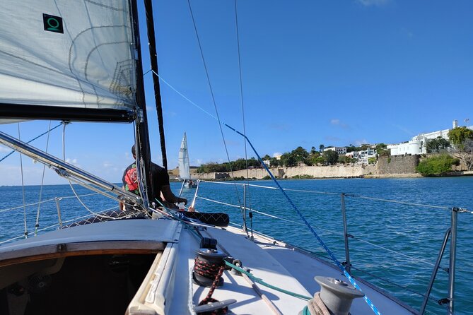 San Juan Historical Bay Daytime Sailing Tour - El Morro, La Fortaleza, and the Smaller Fort