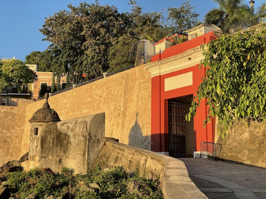 San Juan: Old Town Sunset Walking Tour - Why the sunset walk works so well