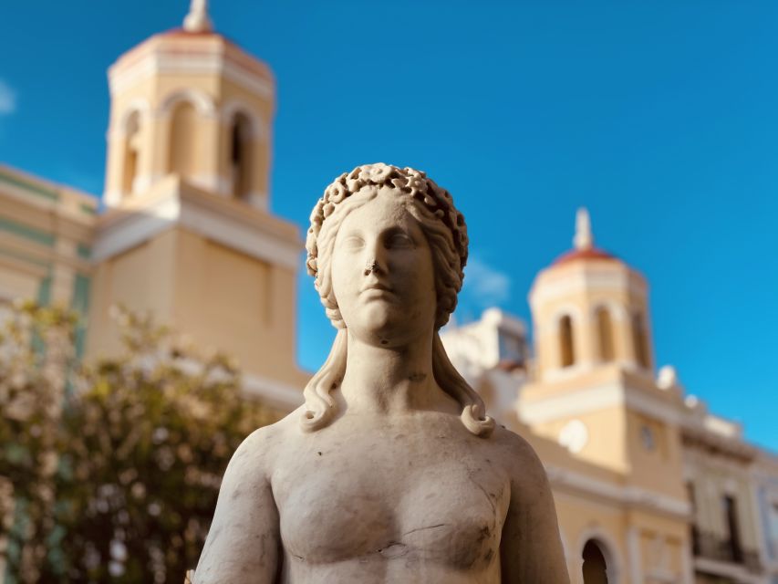 San Juan: Old Town Sunset Walking Tour - La Fortaleza and the heart of Old San Juan