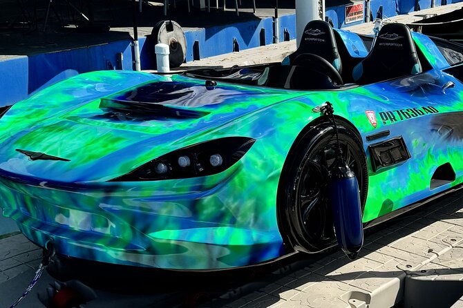 San Juan PR Watersports Car Rental Green McLaren - Learning the controls before the spray starts