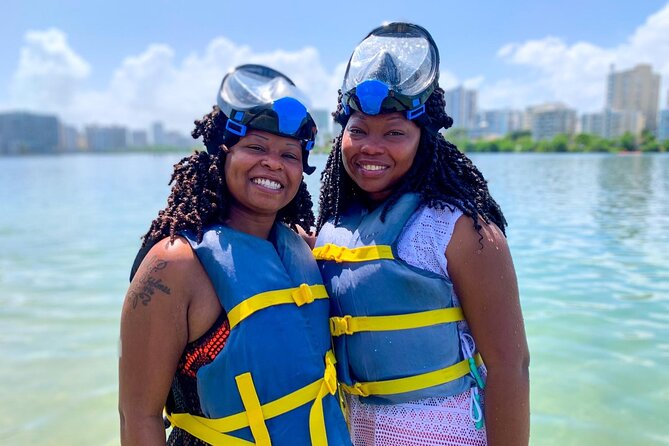 Snorkeling Guided Tour Experience in Condado Lagoon - Getting comfortable with the snorkeling gear