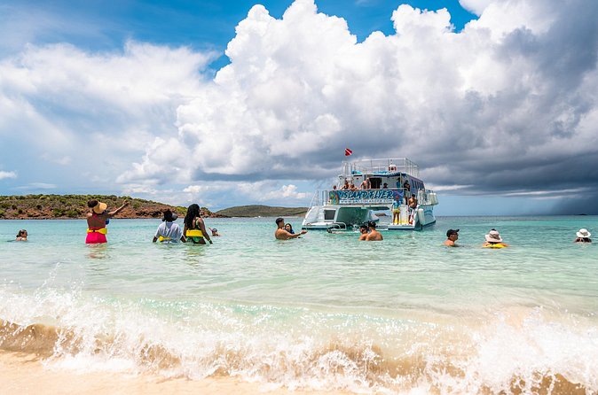 Vieques: Beach and Snorkeling Tour by Catamaran from Fajardo - Group size, fitness, and who will enjoy it