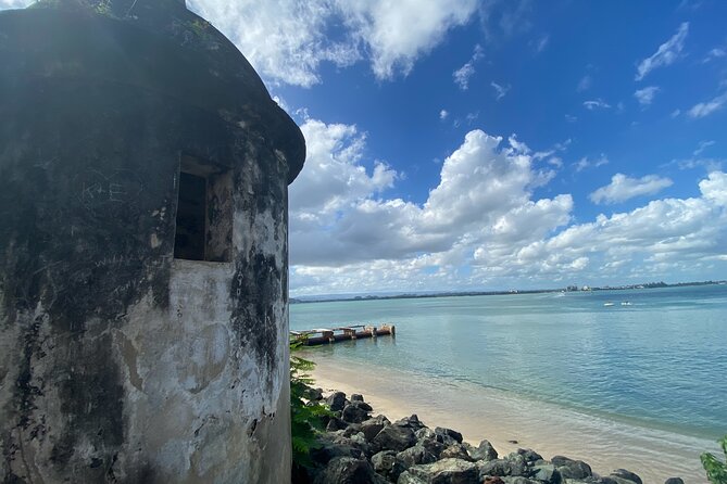 Walking Guided Tour of History and Myths of Old San Juan - The 1521 Family Residence