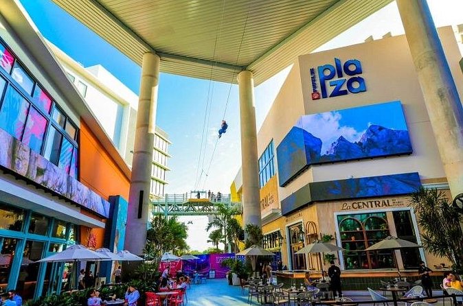Zipline Sky Bull in Urban Environment in Toroverde urban park San Juan - A good fit for nervous first-timers